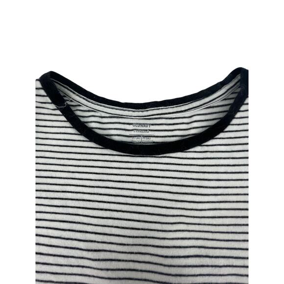 Old Navy Olivia Rae Lot of 2 Shirts Girls Youth Size Medium 8 - Picture 8 of 11